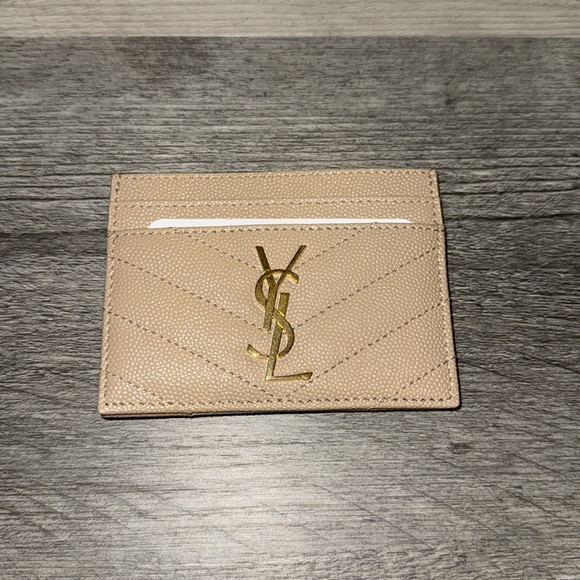 BRAND NEW SAINT LAURENT CASSANDRE MATELASSÈ CARD HOLDER IN DARK BEIGE! - Picture 1 of 7